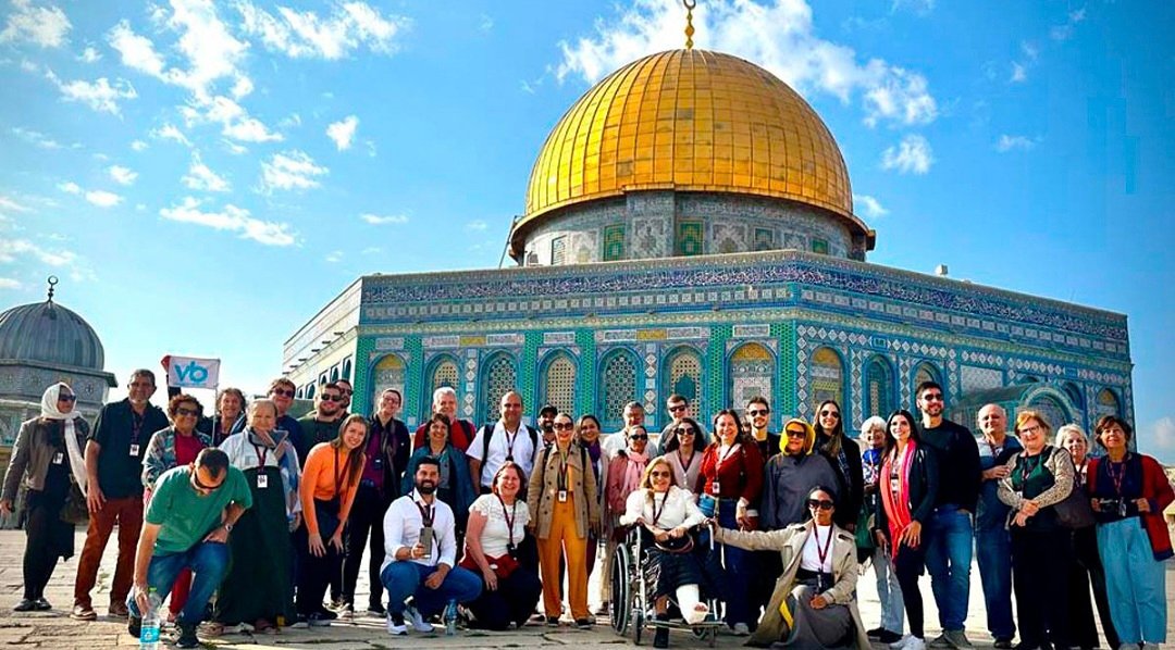 Viagens Bíblicas: Da Viagem a Israel em 1976 a operadora de Terra Santa em 2026