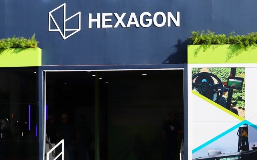 Tecnologia da Hexagon aparece em série britânica sobre agricultura e reforça avanço da automação no campo
