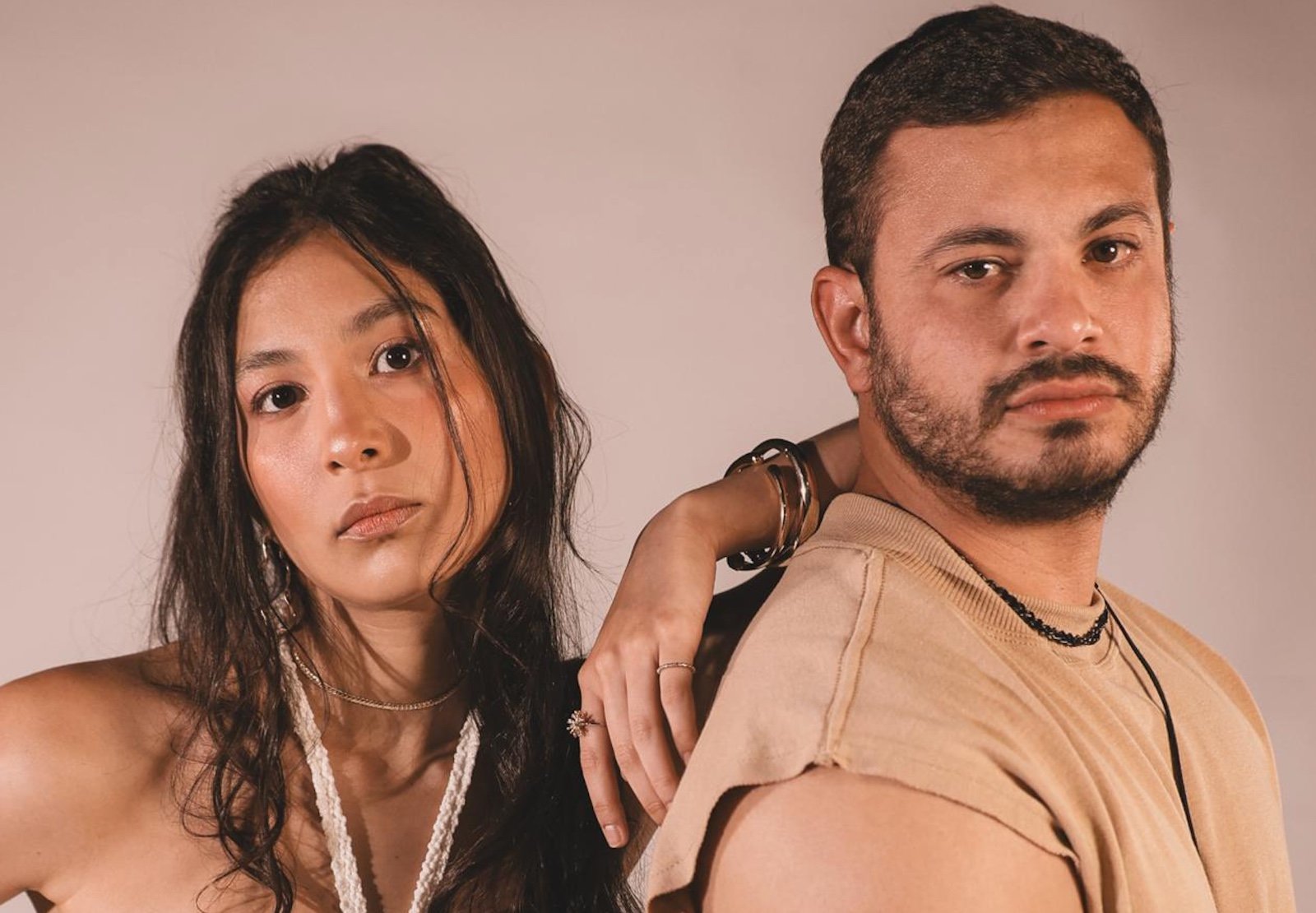 “Me Faz Melhor”, single de Pingguim com Bruna Magalhães, conquista as rádios e chega ao Top 10 nacional