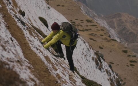 Filme do primeiro nordestino a alcançar o cume do Everest ganha estreia no Canal OFF e no Globoplay